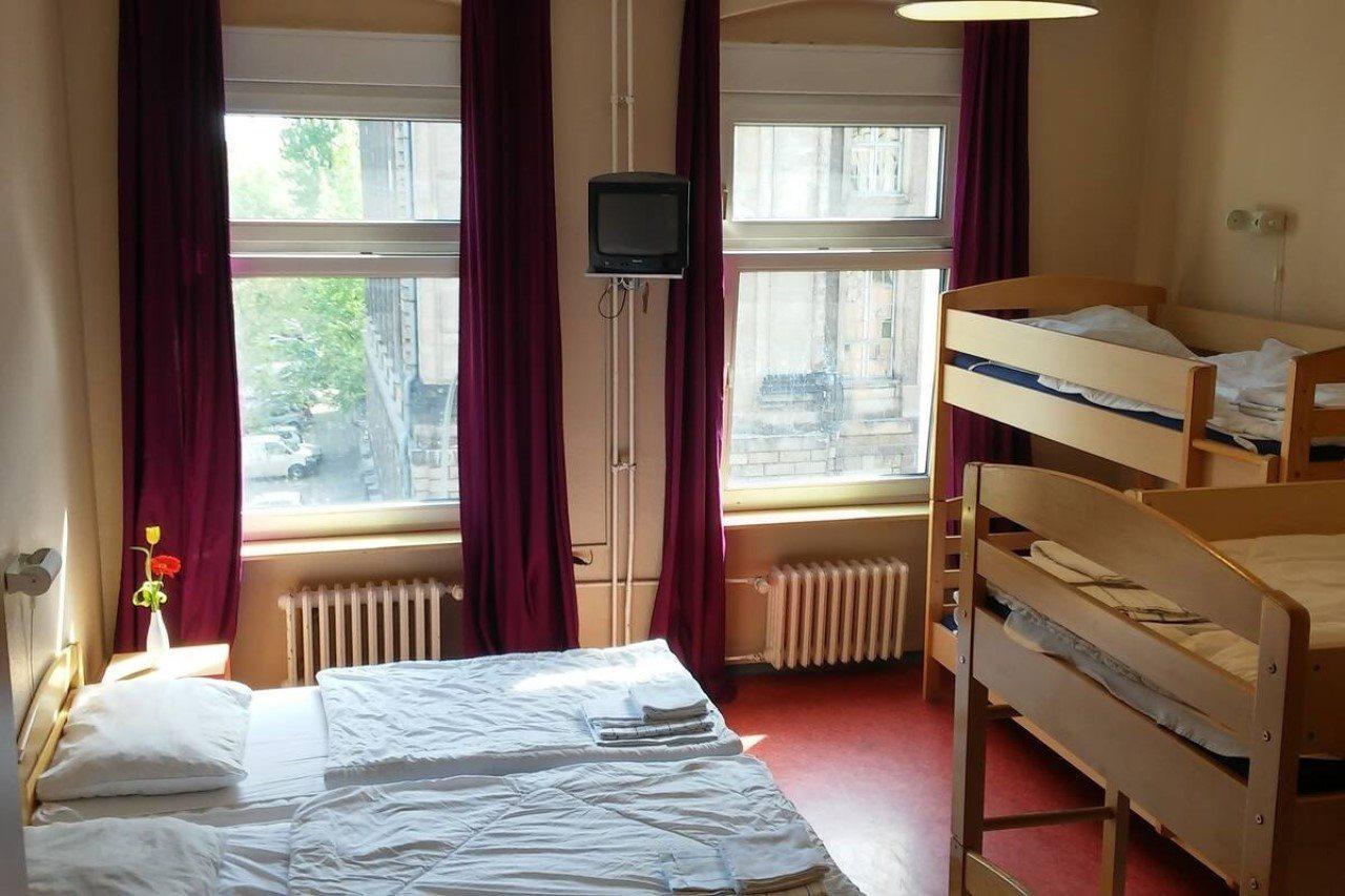 ברלין Acama Hotel & Hostel Schoeneberg מראה חיצוני תמונה