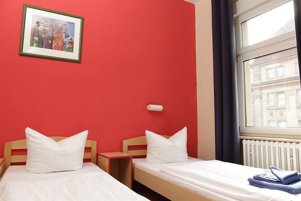 ברלין Acama Hotel & Hostel Schoeneberg מראה חיצוני תמונה