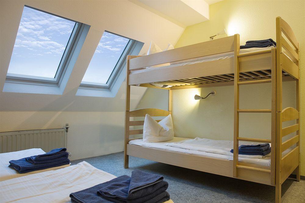 ברלין Acama Hotel & Hostel Schoeneberg מראה חיצוני תמונה
