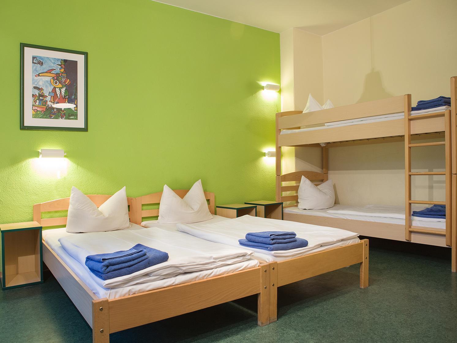ברלין Acama Hotel & Hostel Schoeneberg מראה חיצוני תמונה